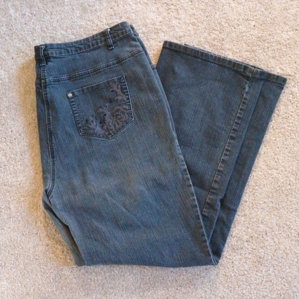 Basic Edition Blue Jeans